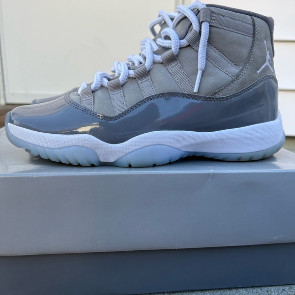 Jordan 11 “Cool Grey”
Size: 8
Price $200 obo
100% Authentic dm for more info✅ - Picture 2 of 6